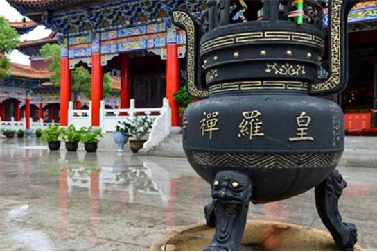 阳澄湖皇罗禅寺