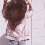 LYN怀中猫