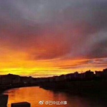 昨日巴城，浮光跃金。你愿不愿意牵着我的手，一起去巴中走走停停